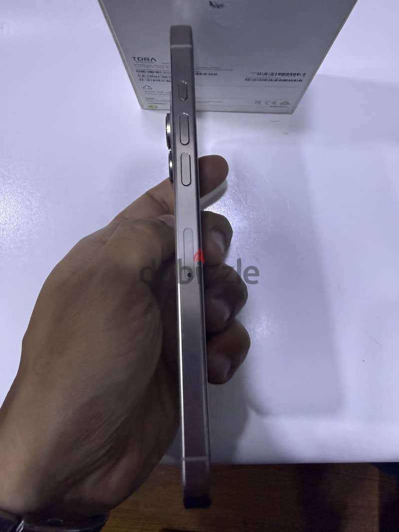 Apple - iPhone 16 Pro Max 8