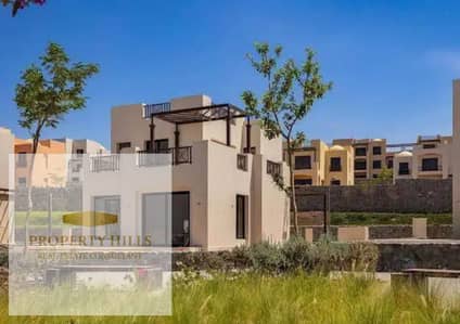 فيلا استاندالون متشطبه بالكامل في مكادي مساحه 160 فيو على اللاجونز و البحر