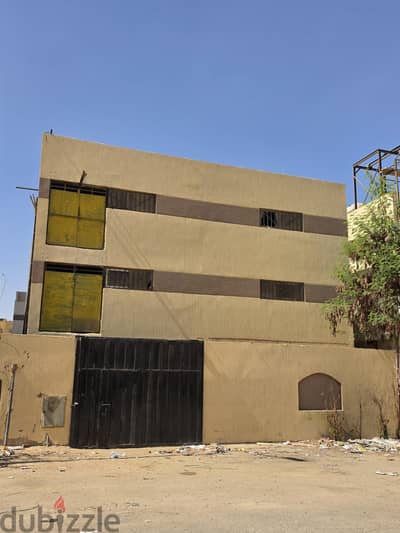 مصنع للإجار