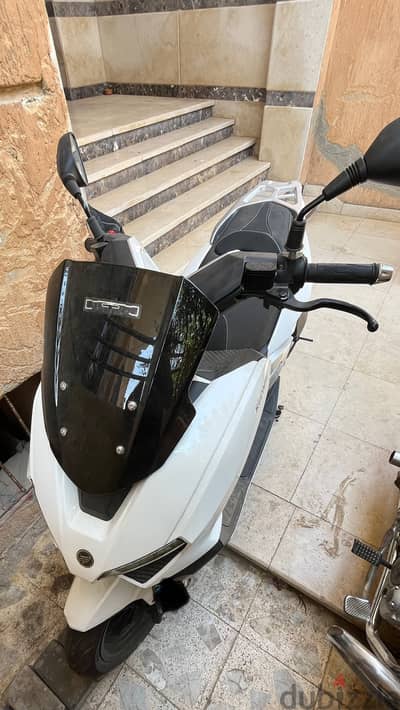 Keeyway Vista 200 Model 2024 | 4618 KM