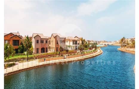 LIXURY CHALET 3BD & PRIVATE GARDEN PRIME LOCATION DIRECT LAGOON IN MODON RAS AL HEKMA 5%DP