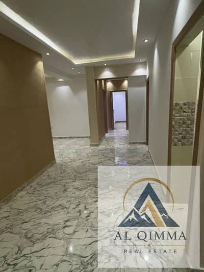 Newly legal apartment for rent, 250 sqm, super deluxe, near Al Sarraj Mall and Makram Ebeid