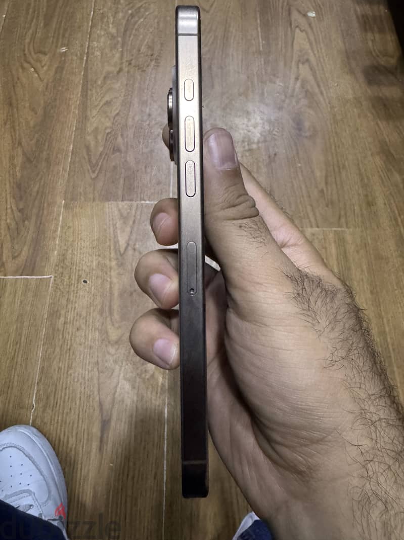 Apple - iPhone 16 Pro Max 6