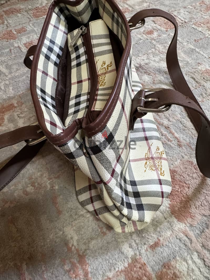 Burberry big 8