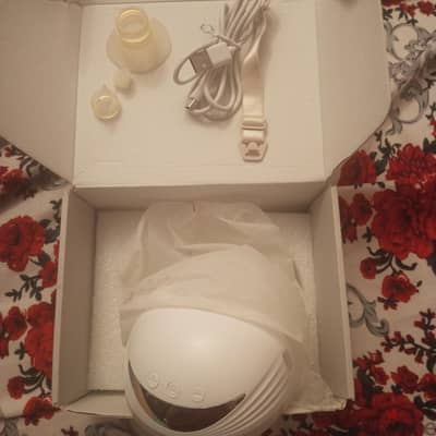 wearable breast pump