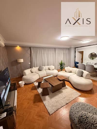 Duplex for rent at an amazing price, 300 square meters, in Beverly Hills The Westown compound el sheikh zayed