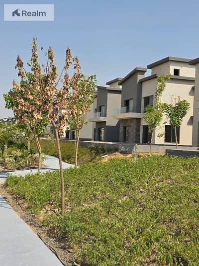Ready To Move With Only Down Payment and Longest Installments | landscapes View in the heart of New Cairo