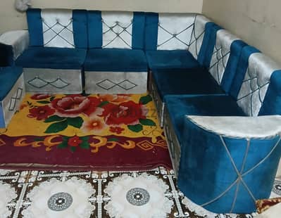 ركنة مستعملة جنزاري فى رمادي فاتح 5.5 متر