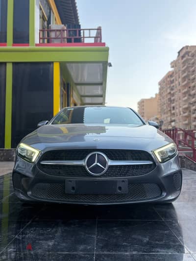 Mercedes-Benz A180 2021