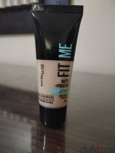 Maybelline Fit Me Matte  Foundation-Shade 118 -New, Unopend