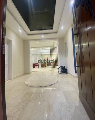 For Sale – Standalone Villa in Al Rehab 2 | Model Y A unique opportunity to own a villa in one of the best locations of Al Rehab 2, featuring a direct garden view, fully finished, fully furnished, and ready to move in. Areas:  Land Area: 630 sqm  Built-up
