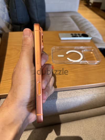 iPhone 17 Pro Orange - 256 - ESim Only (Dareeba Madfou3a)