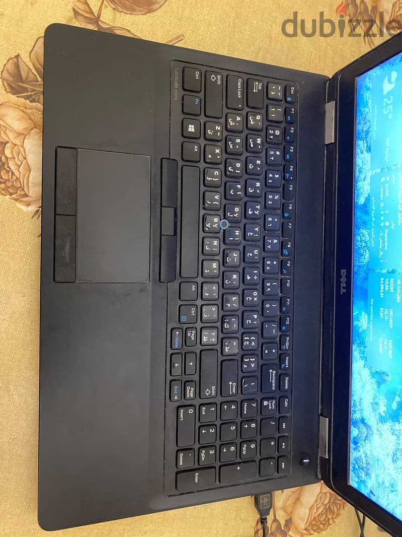 Dell Latitude E5570 3