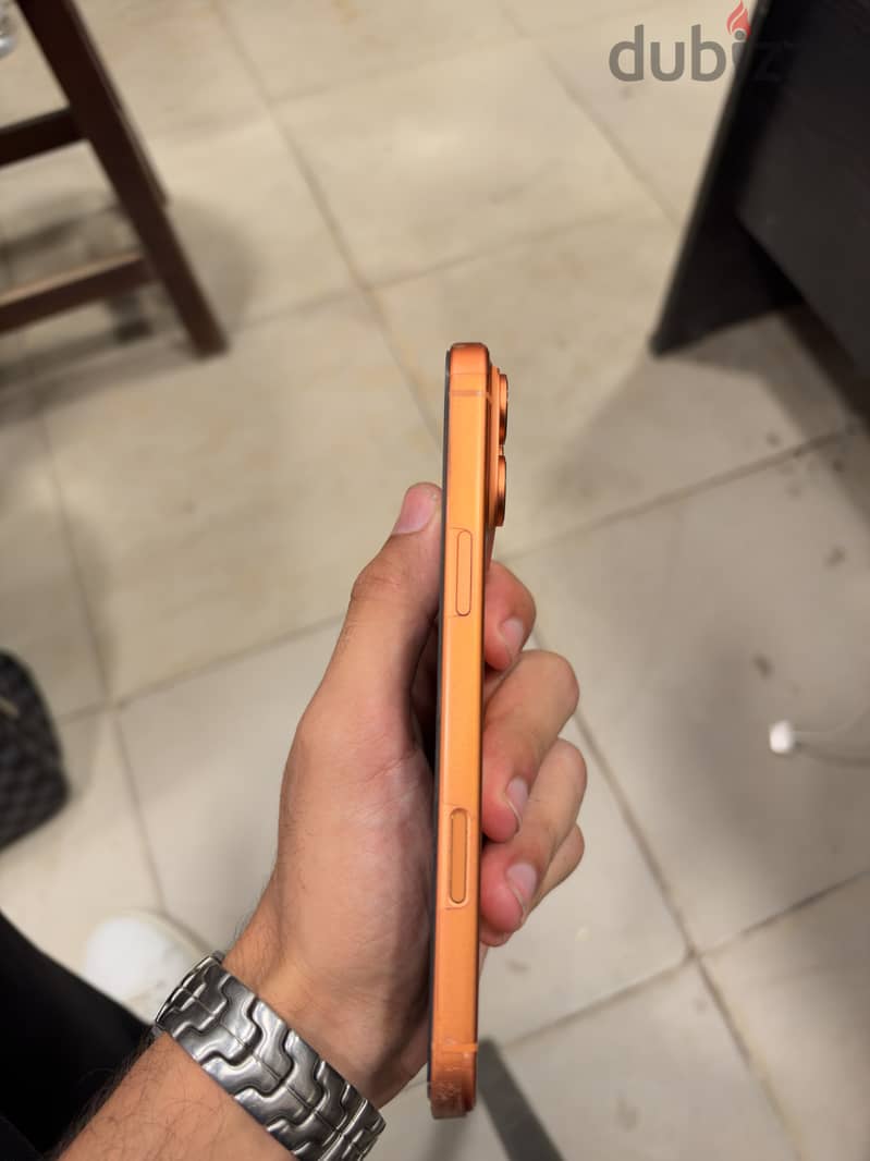 Apple - iPhone 17 Pro Max 2