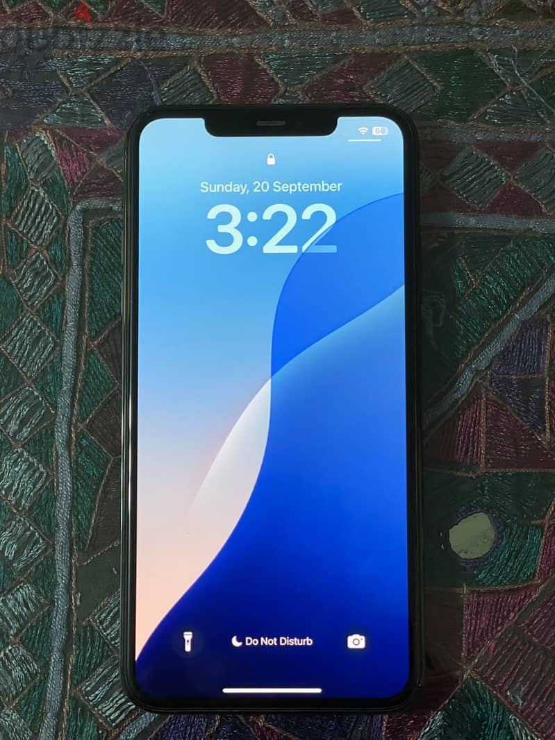 Apple - iPhone 11 Pro Max 1
