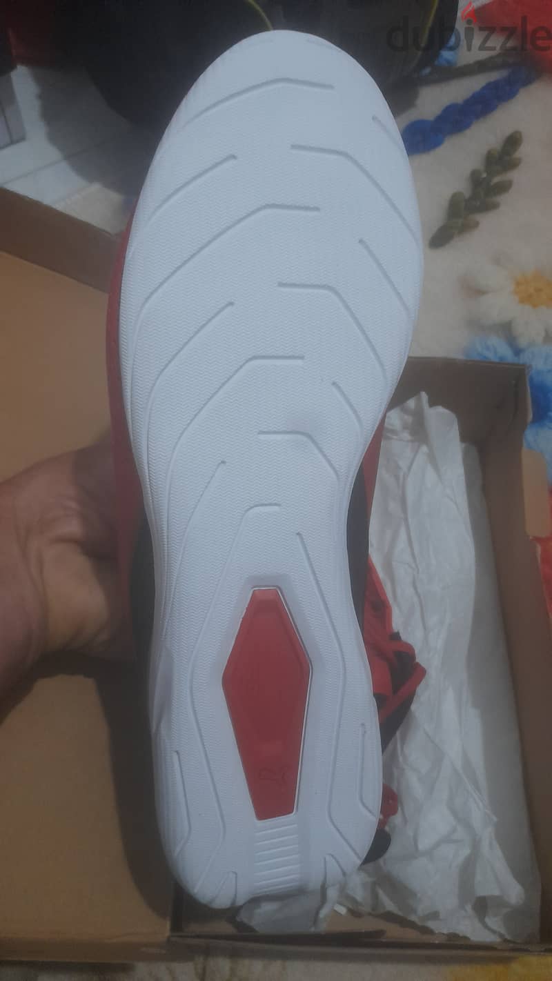 PUMA Scuderia Ferrari model with SOFTFOAM+. 1
