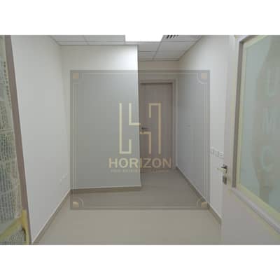 اقل سعر في السوق عياده 40م  للايجار فى يو ام سي التجمع الخامس clinic rent umc New Cairo