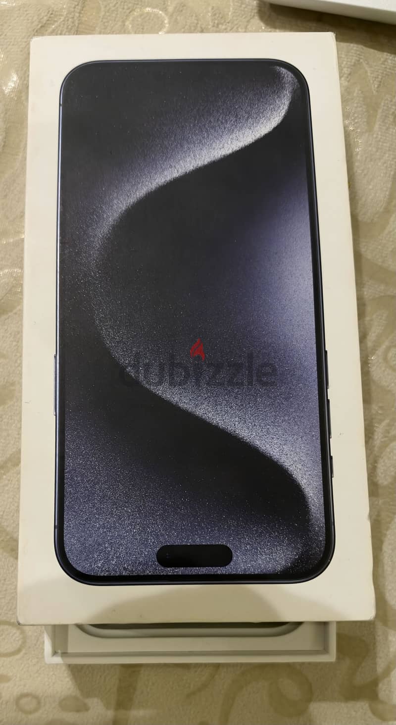 Apple - iPhone 15 Pro Max 3