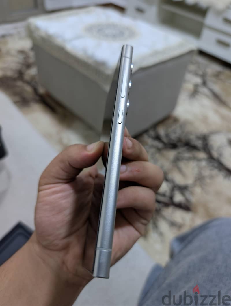 Samsung S24 Ultra 4