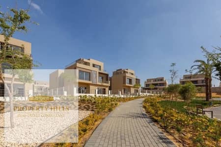 Villa for sale in Palm Hills at a bargain price, large area, fully furnished, integrated compound with all services and facilities