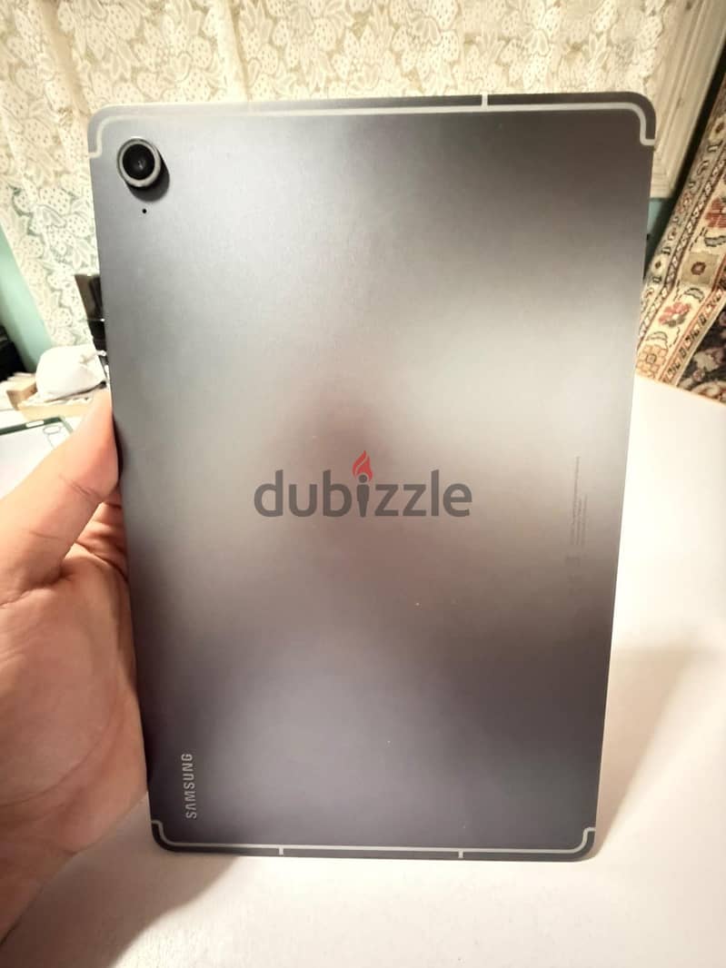 Samsung Galaxy Tab S10 FE 5G 3