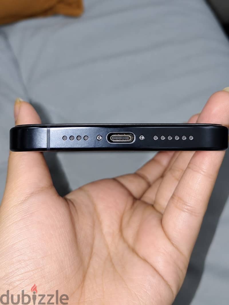 Apple - iPhone 15 Pro Max 5