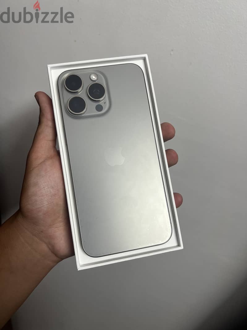 Apple - iPhone 15 Pro Max 4