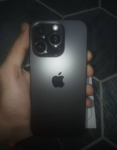آبل - آيفون 16 برو