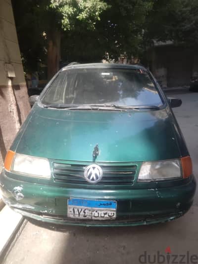 فولكسفاغن جولف 2005