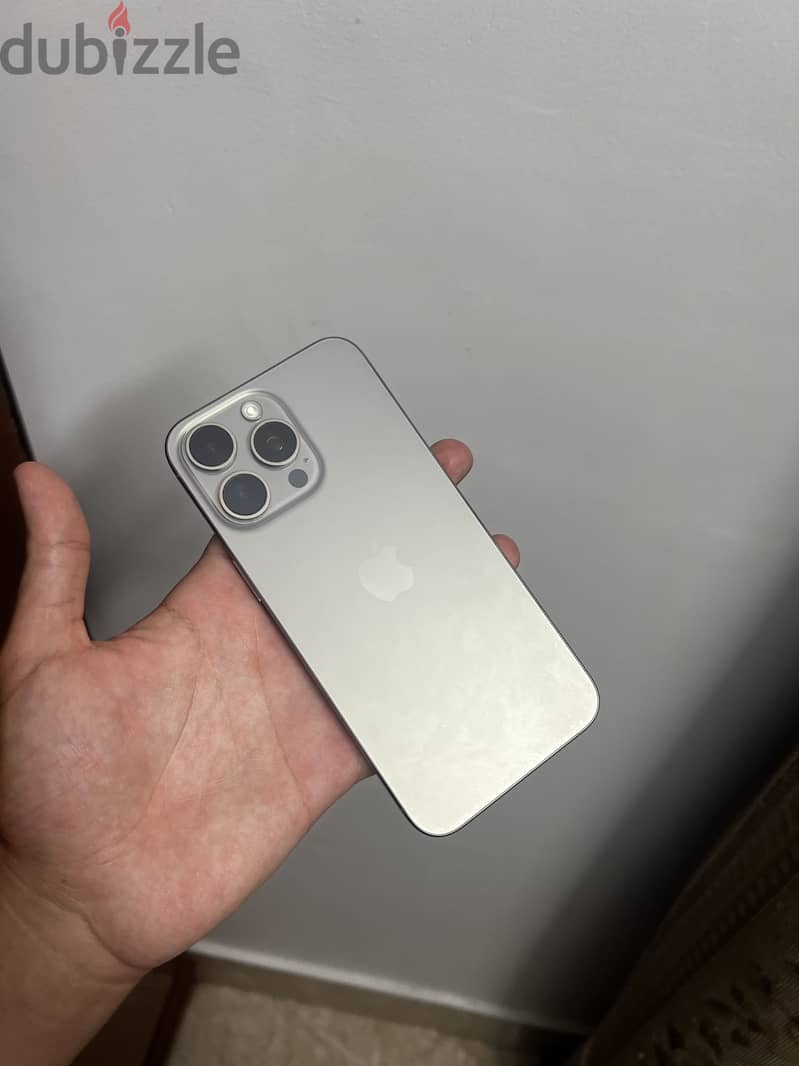 Apple - iPhone 15 Pro Max 2