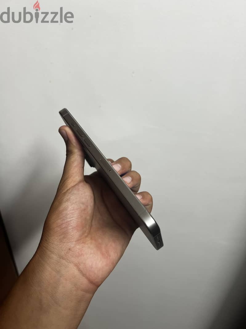 Apple - iPhone 15 Pro Max 3