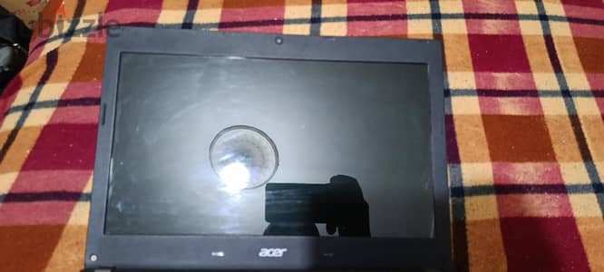 الاب توب ايسر