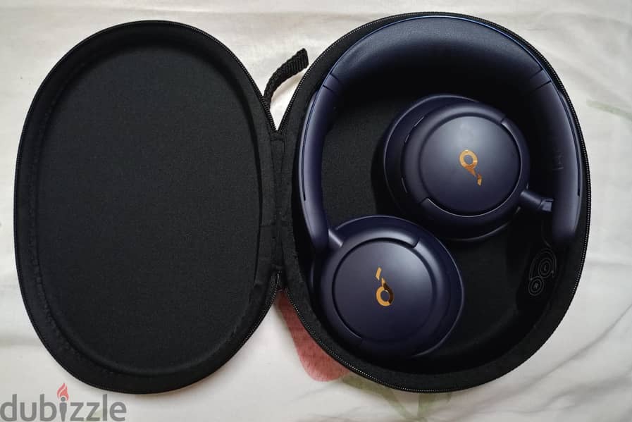 soundcore q30 2