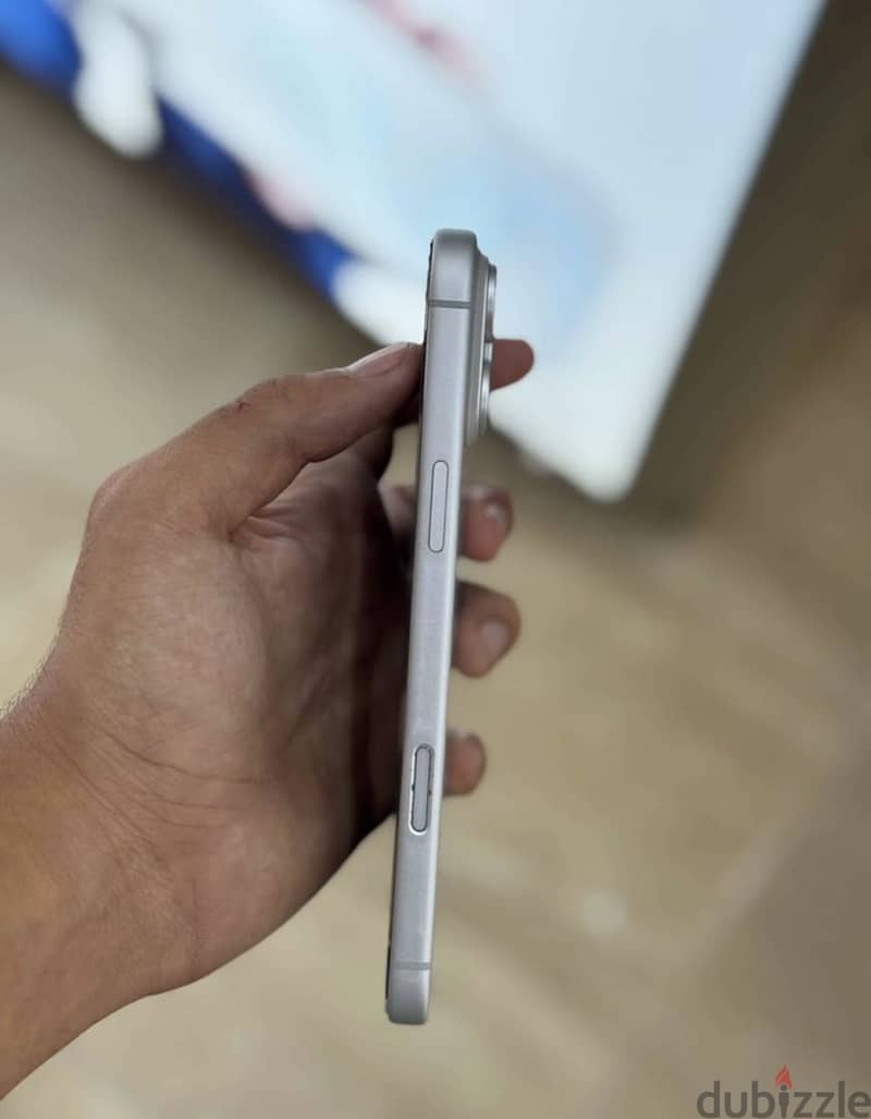 Apple - iPhone 17 Pro Max 2