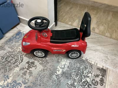 عربية اطفال بحالة ممتازة