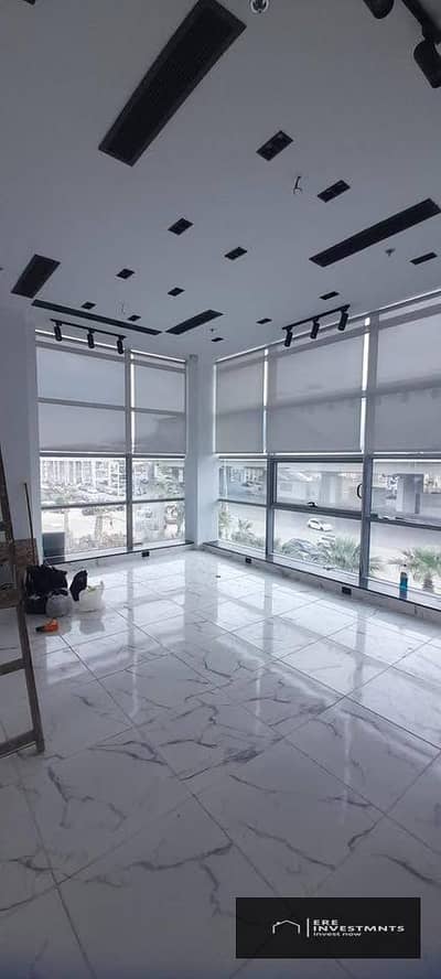 Administrative office for rent in Top 90, South Investors area, next to Future University and the American University - fully finished and ready for i