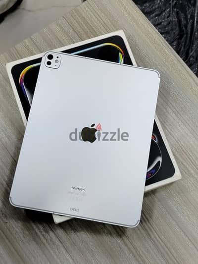 iPad Pro m4 13 inch 256GB Wifi+ Calluer Used