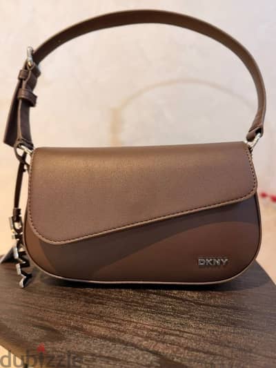 شنطة DKNY أصلية من Nordstrom