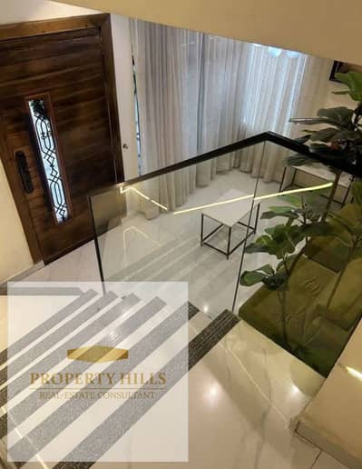 Fully finished 5bedroom villa for sale in New Cairo located next to SODIC East and offered below the market price. Fully finished 5bedroom villa for sale in New Cairo located next to SODIC East and offered below the market price.