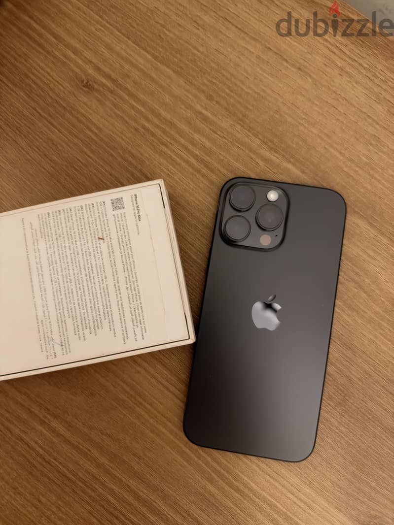 Apple - iPhone 16 Pro Max 1