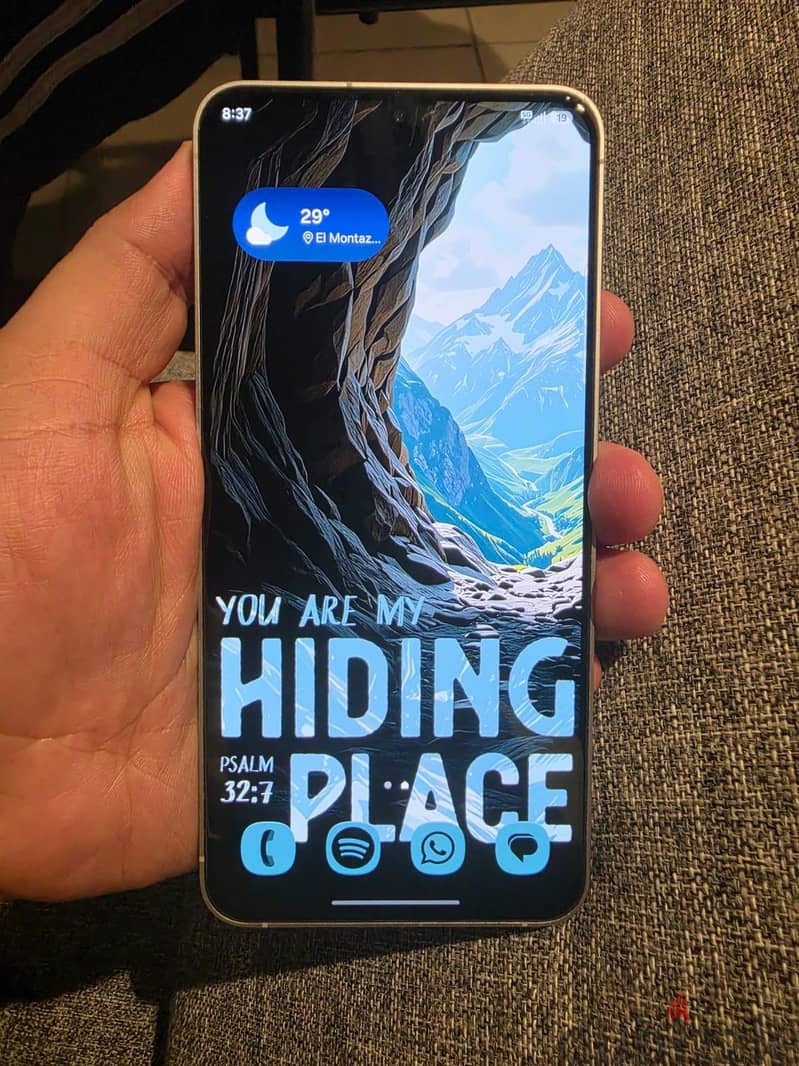Samsung S25 FE 4