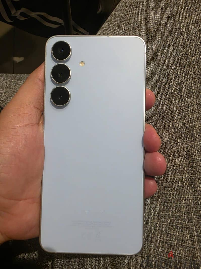 Samsung S25 FE 6