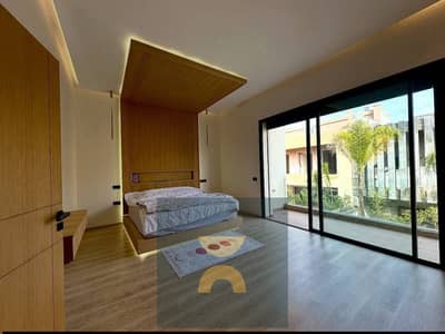 Ground floor apartment with private garden and entrance in Hyde Park Central 6th Settlement 10 year installments near Saada Noul Zed East and District