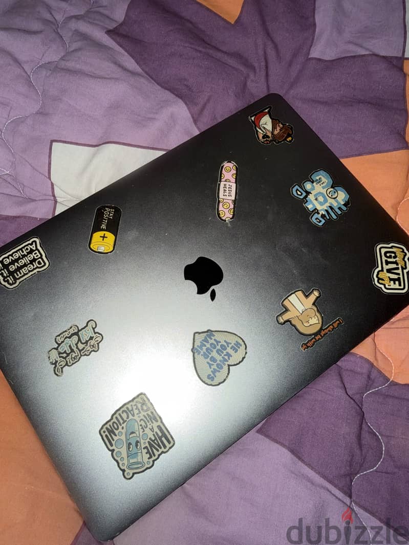 Macbook pro 15 inch 1