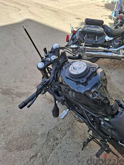 QJMOTOR SRK 250 عامل حادثه