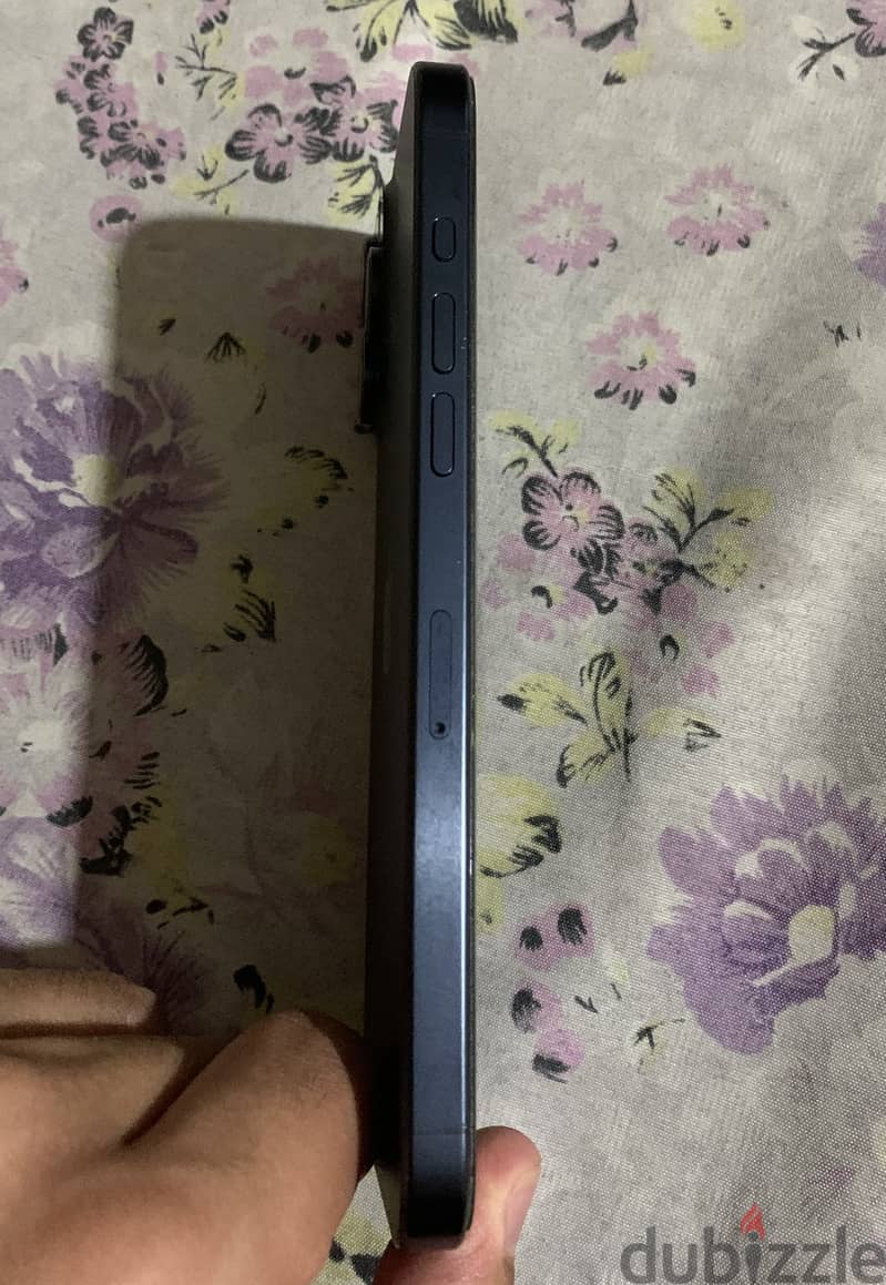 Apple - iPhone 15 Pro Max 3