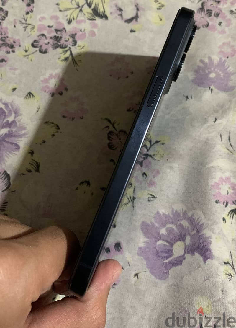 Apple - iPhone 15 Pro Max 4