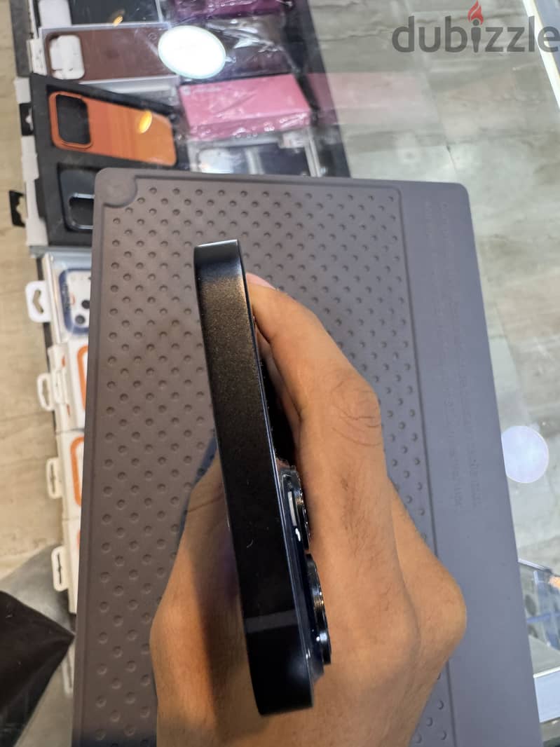 Apple - iPhone 14 1