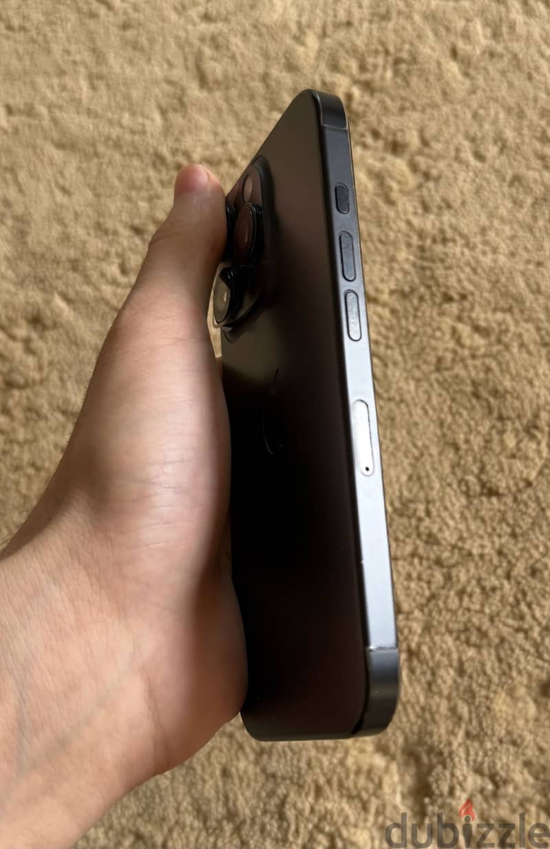Apple - iPhone 16 Pro 1