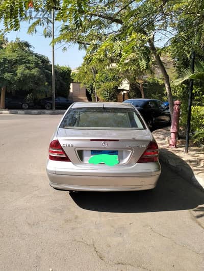 Mercedes C180